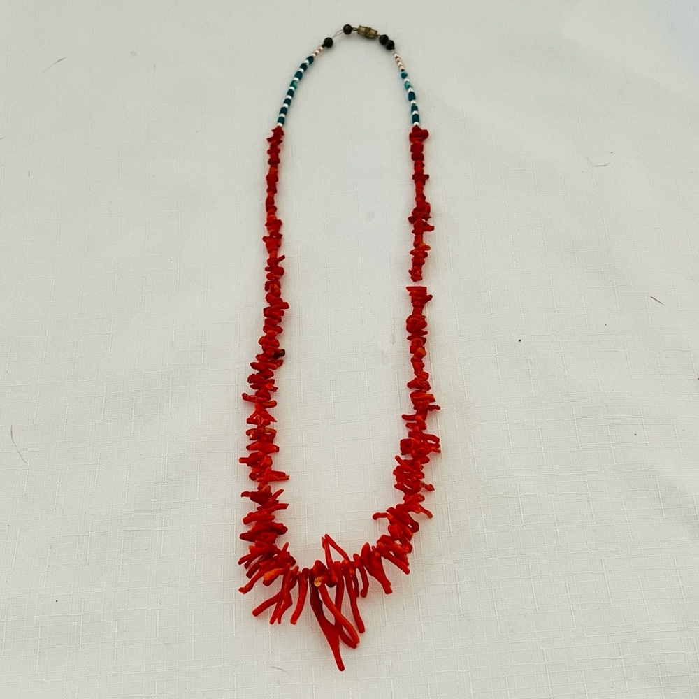 Vintage / Authentic~Red Natural Branch Coral Necklace with Turquoise - Picture 2 of 9